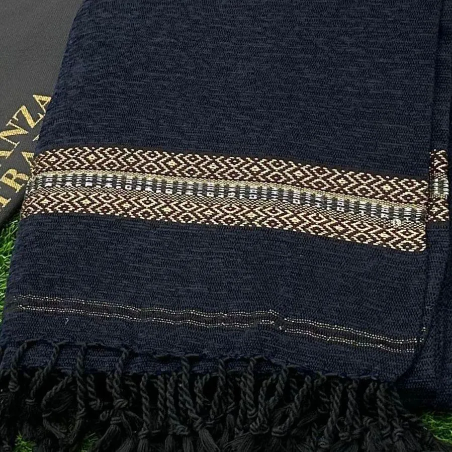 Luxurious 1 Pc Men's Velvet Plain Shawl in Blue Color - Image 3